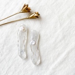 クリアピアス(ホワイト)