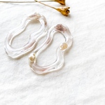 NEW□うねうねクリアピアス(ブラウンベージュ)