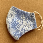 ふんわり涼し気なレースマスク。立体マスク。海の色。