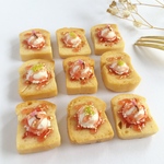 本物のパンでできた♡桜の塩漬けver.桜咲くアイスクリームトースト　ブローチ　（備考でマグネットに変更可能です）
