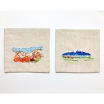 春と秋の山　刺繍コースター