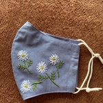 立体マスク　接触冷感　手刺繍　ブルー