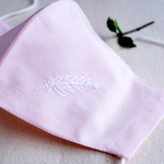刺繍（ 白い 羽根 )  夏 向け 立体マスク 大人 女性 向け　ベビー ピンク (桃色) ポケット オプション有