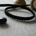 "黒"組ひもミサンガ（khm256）
