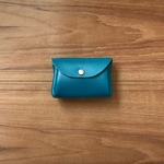 仕分けバッチリ　コロンとかわいい小さい革財布