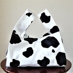 レジ袋型エコバッグ◎コンビニ弁当用◎マチたっぷり17㎝◎ランチバッグ◎牛柄◎