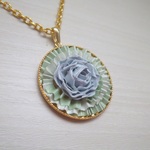 ～ロザフィ～蕾つきエリーペンダント