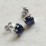 ローズカット　アイオライト　ピアス
