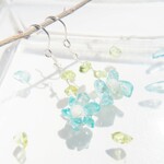 揺れる天然石の花*アパタイト＊ピアス・イヤリング