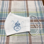 サラシのアイヌ刺繍マスク
