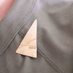 【SALE】トライアングル　ブローチ　現品1点限定