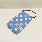 スマホポーチ  花模様💙