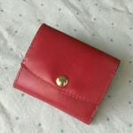 手縫いの本革三つ折り財布（ワインレッド）