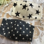 【再27】送料込⭐️4〜5才から小学校低学年向き❤️マスク2点セット❤️可愛い星⭐️子ども用立体ますく完成品⭐️幼児〜小学校低学年サイズ( ゴムの長さ調整できます)  