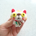 招き猫ちゃんブローチ