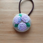 刺繍ヘアゴム「紫陽花  うすむらさき」くるみボタン