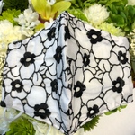 刺繍♡花柄　送料無料　即発送　大人用立体マスク　セール　値下げ中　秋冬マスク　フラワー　レース　在庫あり