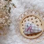 ✨NEW✨イニシャル三角パッチンピン♡