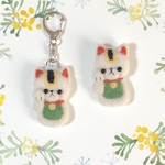 招き猫 ブローチ キーホルダー