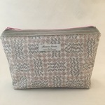 【リバティ】保冷保温ポーチ（S）　スリーピングローズ