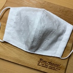 ♫送料無料♫夏仕様　夏用マスク　大人用シンプルマスク　コットン刺繍生地　立体マスク　【ノーズワイヤー無し】