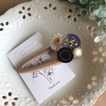 送料無料＊くすみベージュ　ボタンヘアクリップ＊