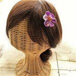 つまみ細工のヘアピン（パープル）