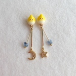 【青い蝶】オカメと月と星アシンメトリーピアス・イヤリング