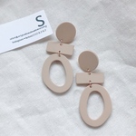 import beige デザイン ピアス  イヤリング