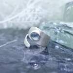 ブルージルコンの雨粒リング