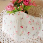 ハンドメイド★夏仕様立体マスク☆小花ホワイト
