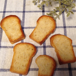 再販 3 可愛い大きめパン♡  少し大きめ食パンマグネット♪