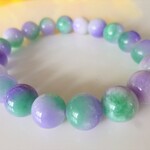 ☆紫陽花（あじさい）のように☆可愛いキャンディジェイド☆花ひすい☆パステルマーブルカラー☆パープル＆グリーン☆天然クォーツァイト☆　☆１０ｍｍ☆　☆１６ｃｍ☆