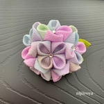 つまみ細工　紫陽花のクリップ  多色ぼかし