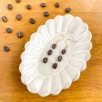 揺れる食べ物♢コーヒー豆3粒ピアス(orイヤリング)