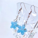 【送料無料】〈SALE!!〉青いお花のイヤリング