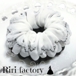 【100円引き💕】♠さらにもこもこ✨ふわもこwithステッチライン シフォンシュシュ❤(ホワイト＋黒ステッチ）×（ブラック)