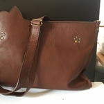 オイルレザー　　ぺたんこ猫耳のショルダーバッグ