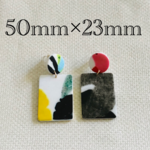 importアクリルピアス　マルチカラー　2個1ペア