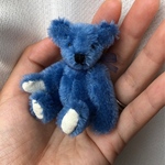 <身長約8センチ>ミニチュアサイズのハンドメイドテディベア（ブルー）
