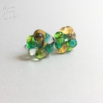ガラスピアス　グリーン×キャメルミックス　アレルギー対応ピアス