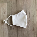 夏用立体マスク　キッズ用白