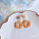 つぶつぶパールとマーブルピンクベージュフラワーピアス(イヤリング)/サージカルステンレス nonoacs