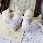 アンティーク手刺繍レース*リネン*ハート型サシェ*リネット