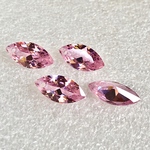 ピンク☆5個入り☆方穴有り•マーキス形☆7x14mm☆合成キュービックジルコニア•CZ