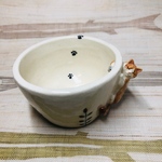 ネズミを捕まえたはいいけどどうしていいか分からない茶白ねっこぐい呑②