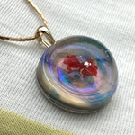 【波紋の先に･･･】金魚『赤』シルバー