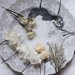 紫陽花とタタリカの髪飾り☆ヘッドパーツ☆ヘッドドレス☆ドライフラワー☆ウェディング☆卒業式☆成人式