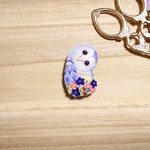フクロウの刺繍ブローチ