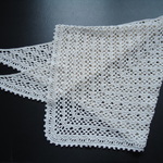 おしゃれな三角ストール　（送料込み）